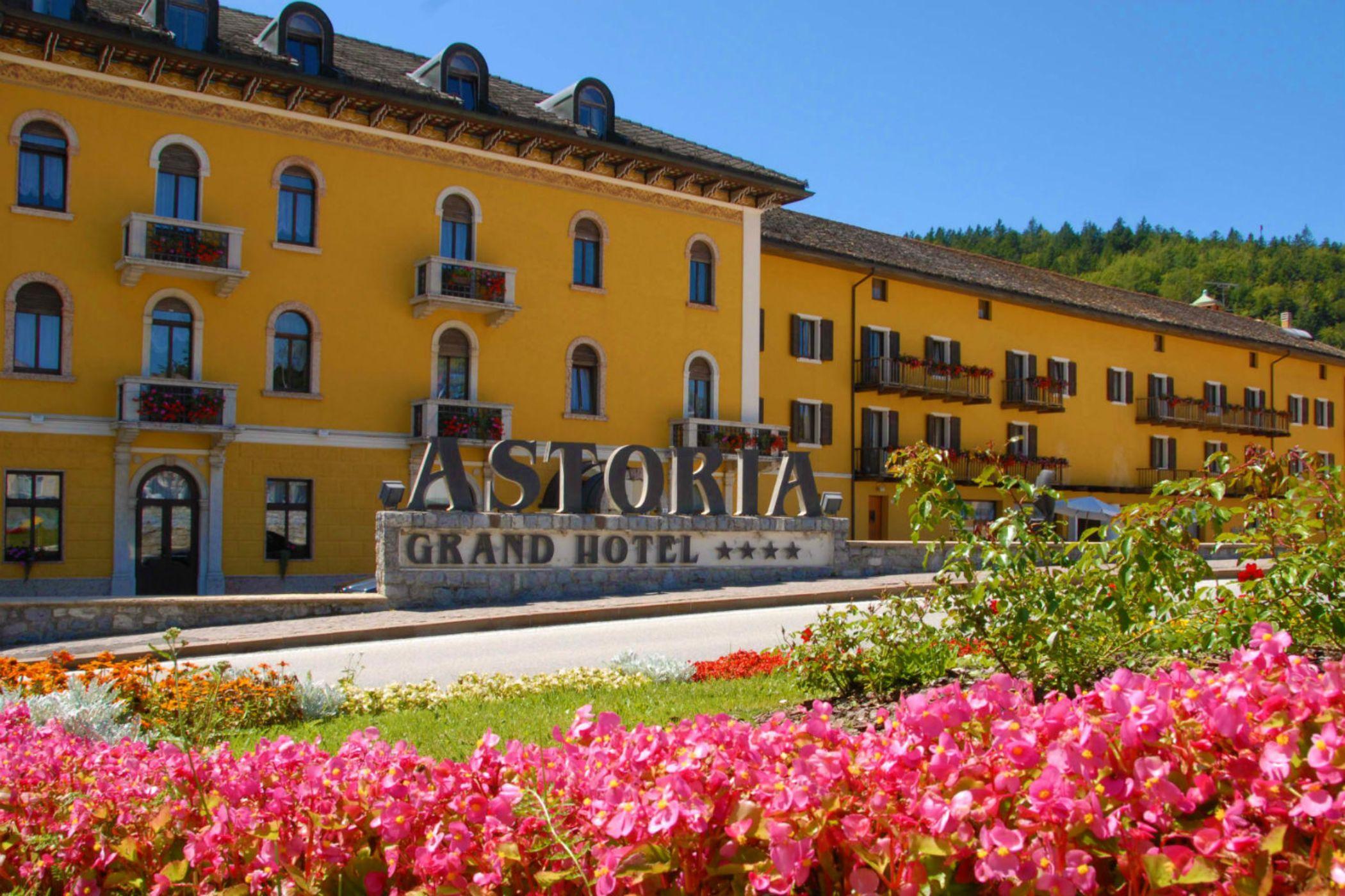 Grand Hotel Astoria Lavarone Exteriér fotografie
