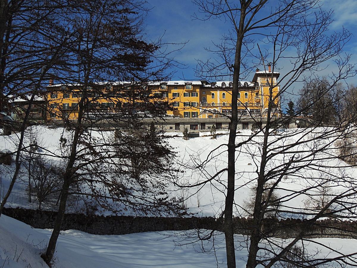 Grand Hotel Astoria Lavarone Exteriér fotografie